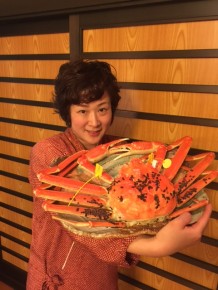 越前蟹料理は4月15日まで承ります。ご予約お待ちしております。